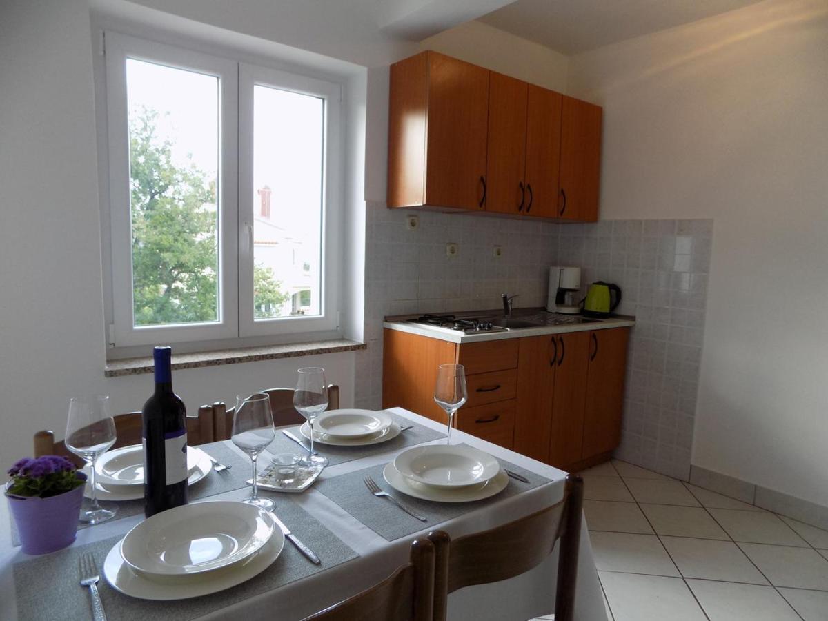 Margareta Apartment Sveti Ivan Dobrinjski ภายนอก รูปภาพ