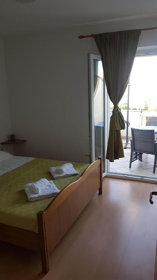 Margareta Apartment Sveti Ivan Dobrinjski ภายนอก รูปภาพ