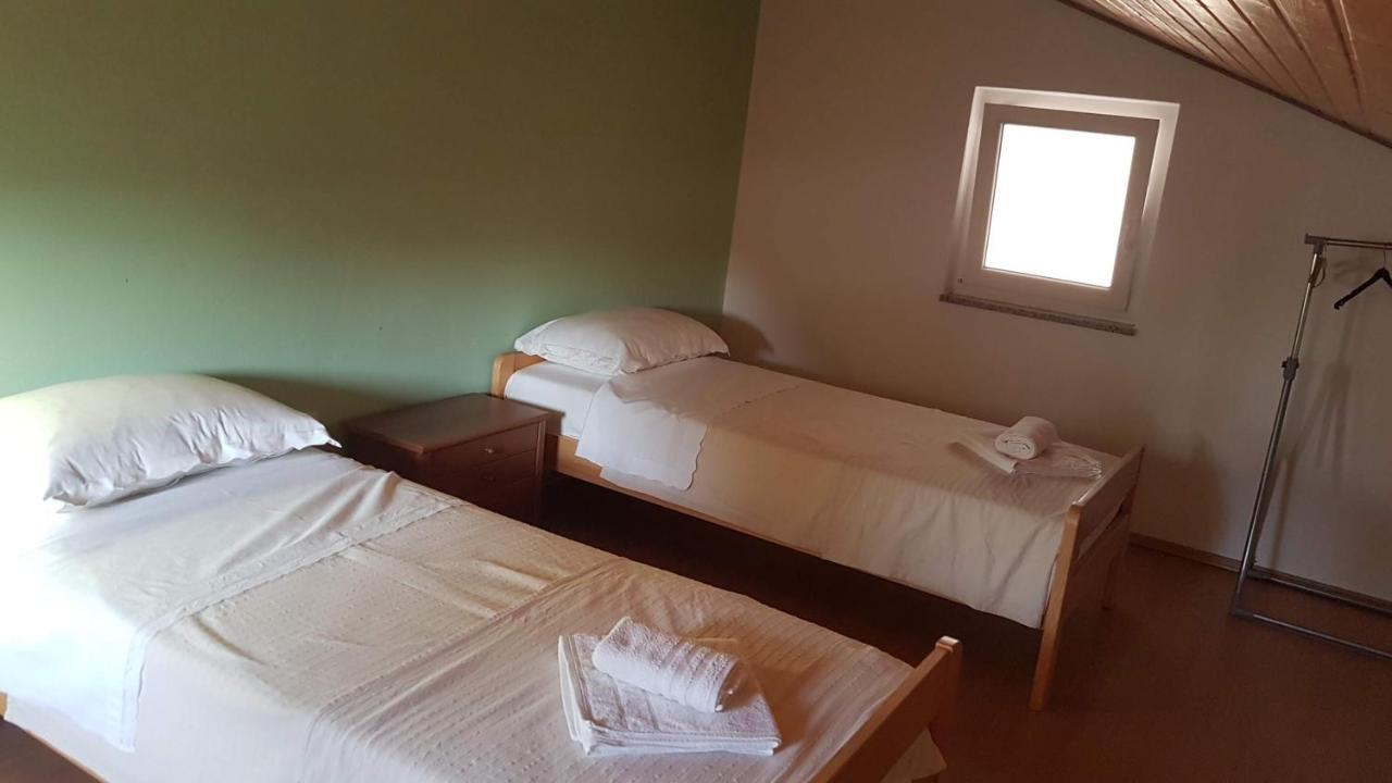 Margareta Apartment Sveti Ivan Dobrinjski ภายนอก รูปภาพ