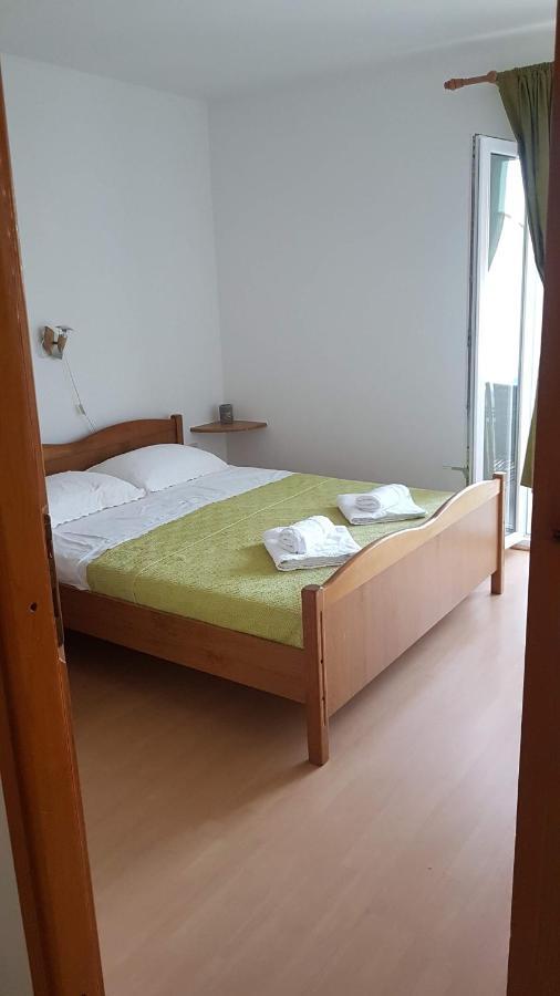 Margareta Apartment Sveti Ivan Dobrinjski ภายนอก รูปภาพ
